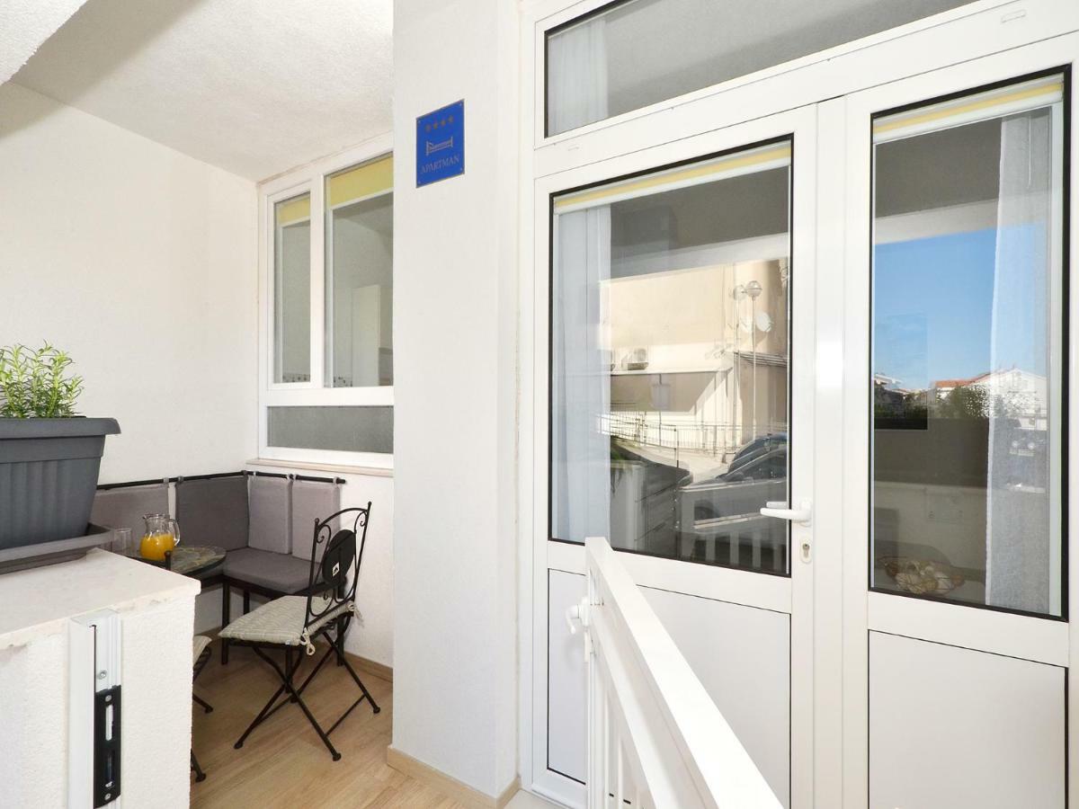 מאקרסקה Apartment Arya מראה חיצוני תמונה